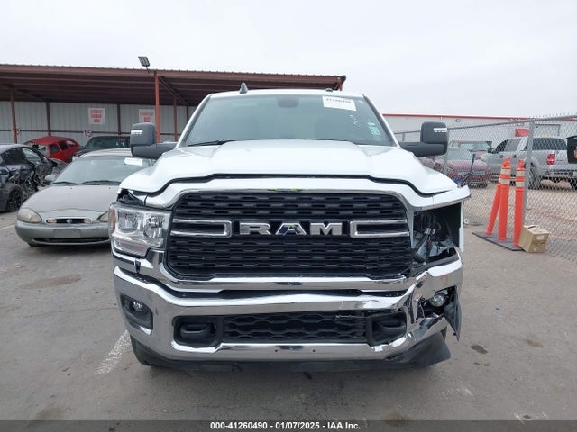 3C6UR5JL0RG337507 RAM 2500 Big Horn  4x4 8' Box