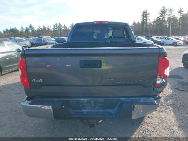 5TFUY5F11HX632824 Toyota Tundra Sr5 5.7l V8
