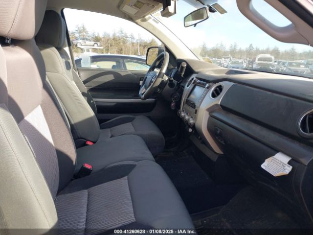 5TFUY5F11HX632824 Toyota Tundra Sr5 5.7l V8