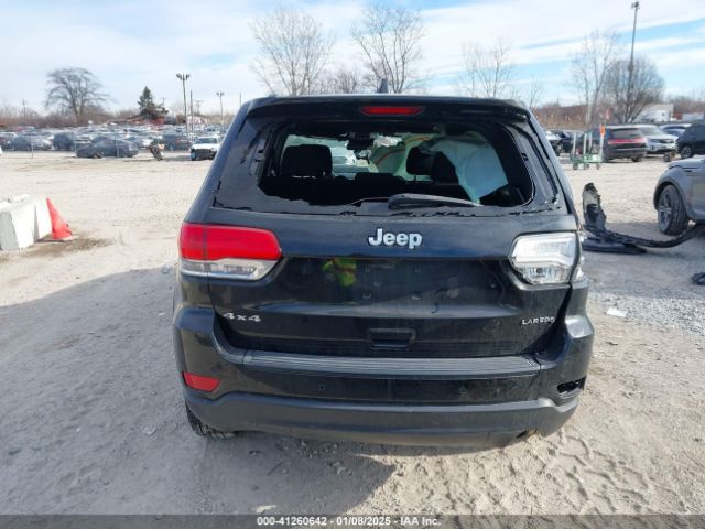 1C4RJFAG7JC244103 Jeep Grand Cherokee Laredo 4x4