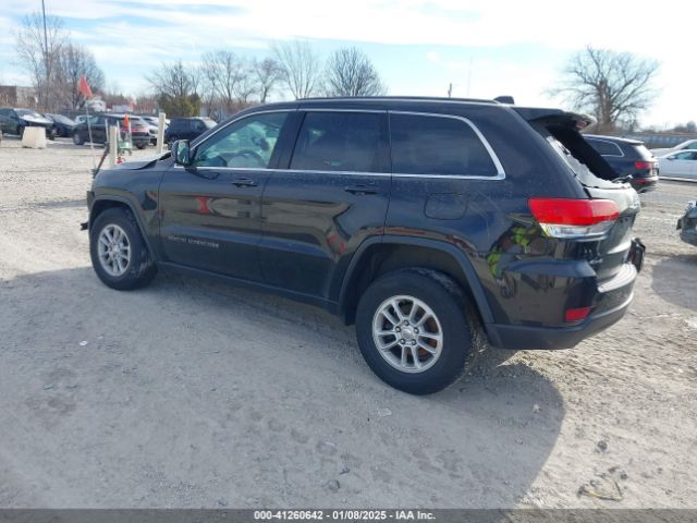 1C4RJFAG7JC244103 Jeep Grand Cherokee Laredo 4x4