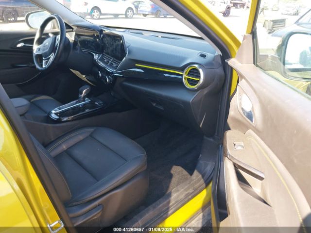 KL77LKE21RC024263 Chevrolet Trax Fwd Activ