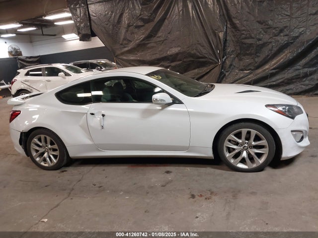 Hyundai Genesis 3.8 Base 2016 KMHHT6KJXGU132006 Image 13