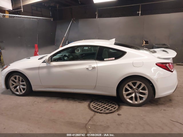 Hyundai Genesis 3.8 Base 2016 KMHHT6KJXGU132006 Image 14