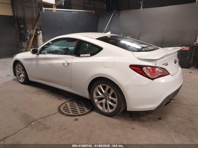 Hyundai Genesis 3.8 Base 2016 KMHHT6KJXGU132006 Image 3