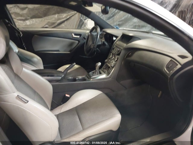 Hyundai Genesis 3.8 Base 2016 KMHHT6KJXGU132006 Image 5