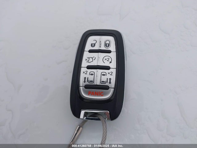 Chrysler Pacifica Hybrid S Appearance Pkg 2024 2C4RC1S79RR112149 Image 11