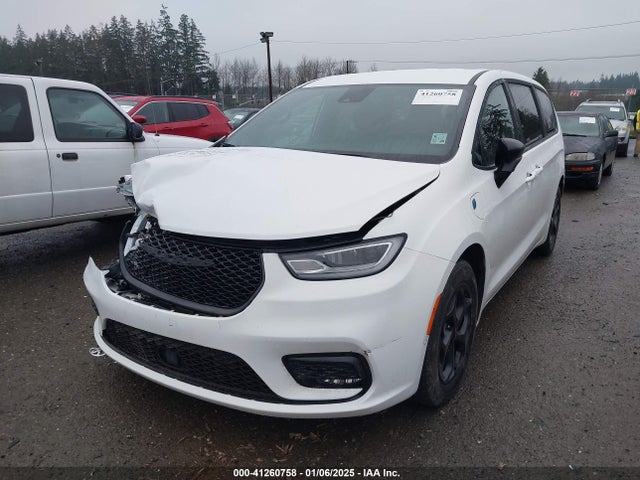 Chrysler Pacifica Hybrid S Appearance Pkg 2024 2C4RC1S79RR112149 Image 2