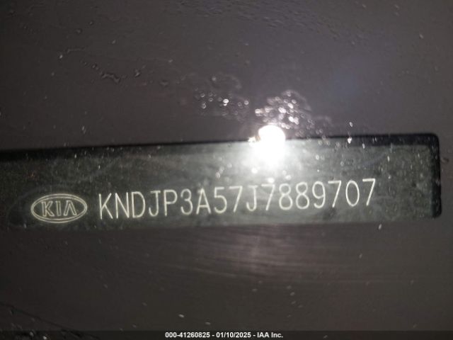 KNDJP3A57J7889707 KIA SOUL +