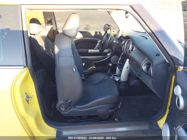 2004 MINI COOPER S WMWRE33494TD86222 Photo 4
