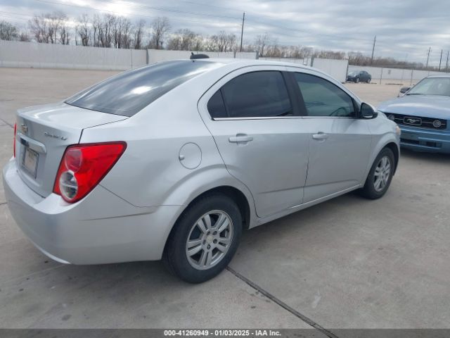 1G1JC5SH0F4200267 Chevrolet Sonic Lt Auto