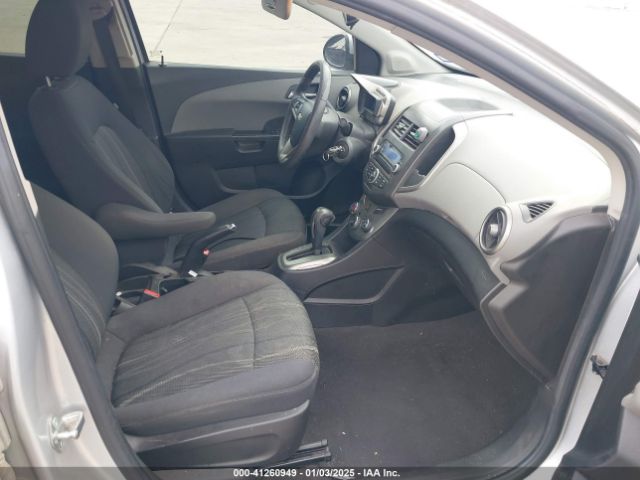 1G1JC5SH0F4200267 Chevrolet Sonic Lt Auto