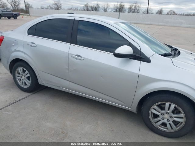 1G1JC5SH0F4200267 Chevrolet Sonic Lt Auto