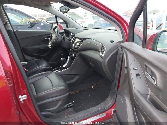 3GNCJRSBXJL245395 Chevrolet Trax Premier