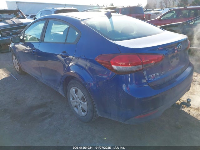 KIA FORTE LX 2017 3KPFK4A73HE092067 Image 3