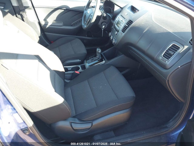 KIA FORTE LX 2017 3KPFK4A73HE092067 Image 5