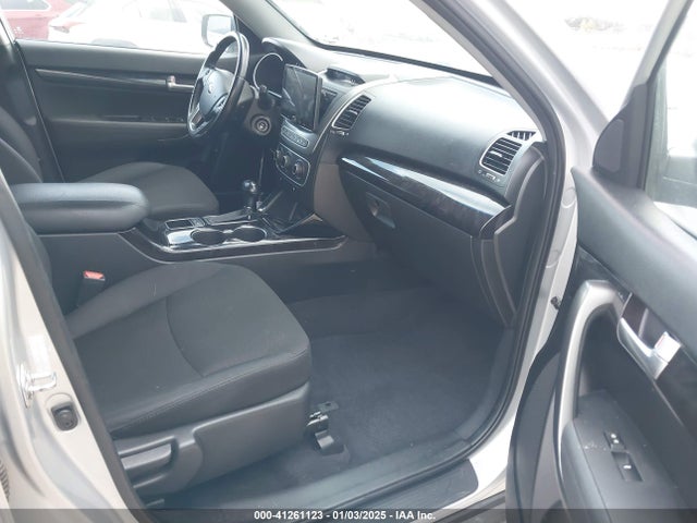 KIA SORENTO LX 2014 5XYKTCA68EG523806 Image 5
