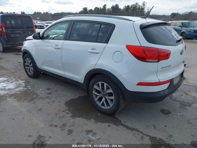 KIA Sportage Lx 2015 KNDPBCAC7F7773745 Image 3