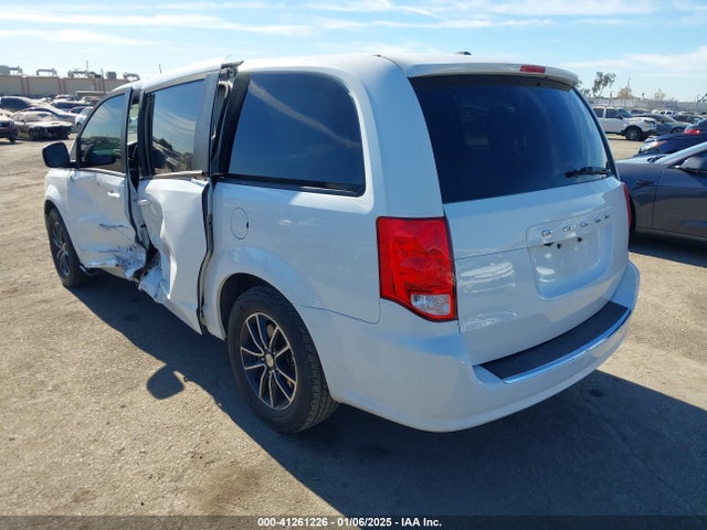 Dodge Grand Caravan Gt 2018 2C4RDGEG6JR150258 Image 3