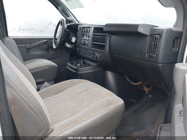 Chevrolet Express 3500 Lt 2017 1GAZGPFG4H1185121 Image 5