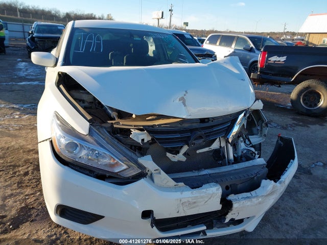 Nissan Altima 2.5 S 2018 1N4AL3AP3JC218657 Image 12