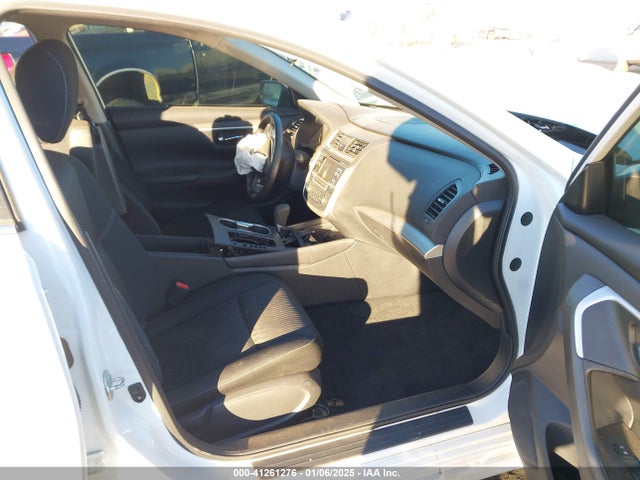 Nissan Altima 2.5 S 2018 1N4AL3AP3JC218657 Image 5