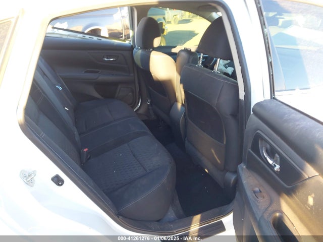 Nissan Altima 2.5 S 2018 1N4AL3AP3JC218657 Image 8