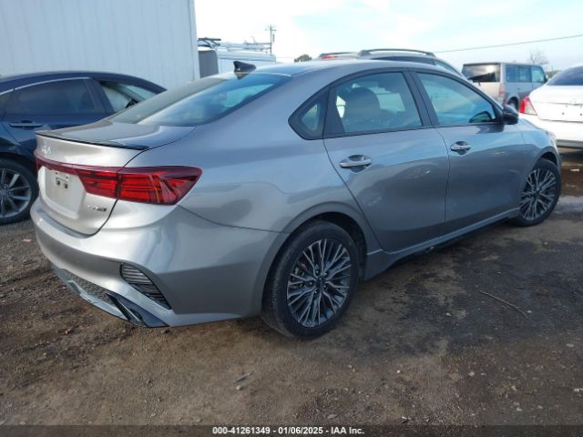 3KPF54AD8PE567501 KIA Forte Gt-line
