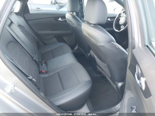 3KPF54AD8PE567501 KIA Forte Gt-line