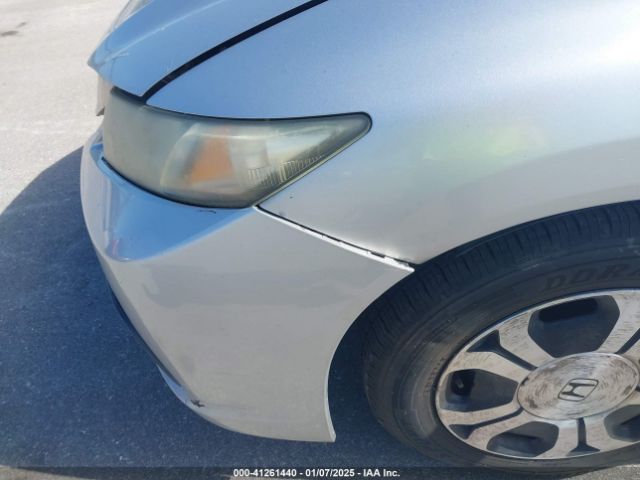 19XFB4F23EE001744 Honda CIVIC HYBRID