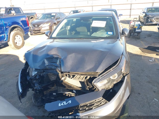 3KPF24AD8PE654341 KIA Forte Lxs