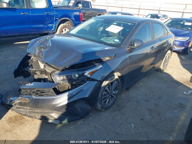 3KPF24AD8PE654341 KIA Forte Lxs