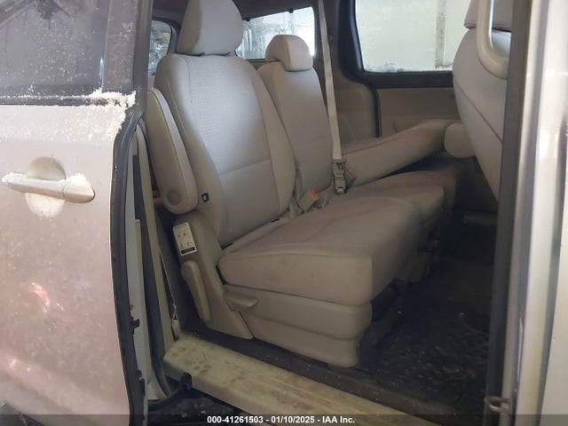 KIA SEDONA LX 2016 KNDMB5C10G6095258 Image 8