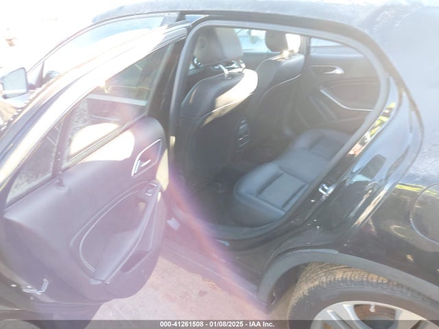 WDCTG4GB5LU027676 Mercedes-Benz Gla 250 4matic