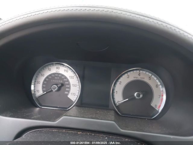 2010 JAGUAR XF SAJWA0GB9ALR58747 Photo 6
