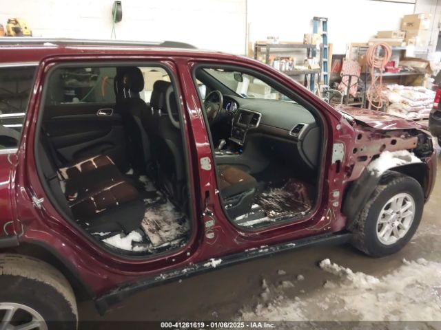 1C4RJFAG0LC326578 Jeep Grand Cherokee Laredo E 4x4