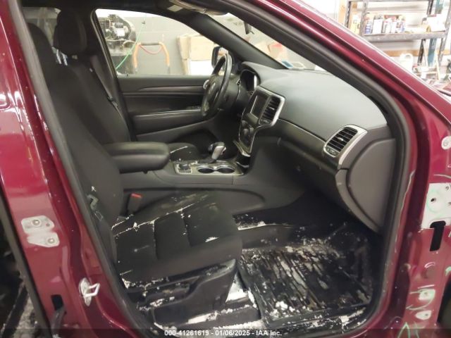 1C4RJFAG0LC326578 Jeep Grand Cherokee Laredo E 4x4