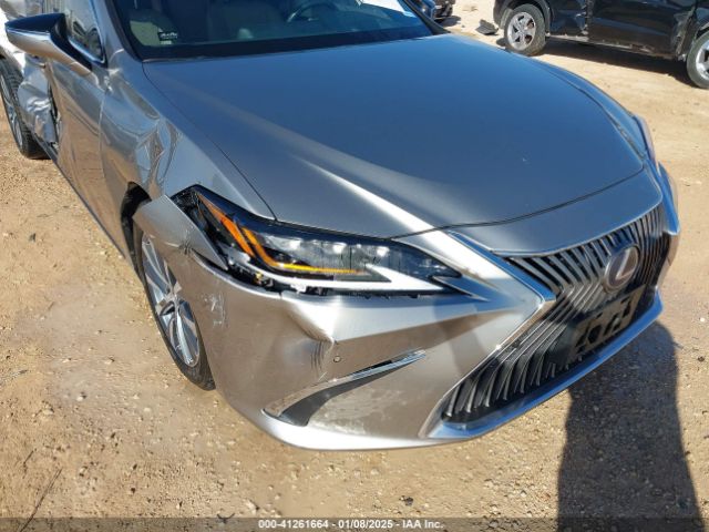 58AB21B17KU002911 Lexus Es 300h Ultra Luxury