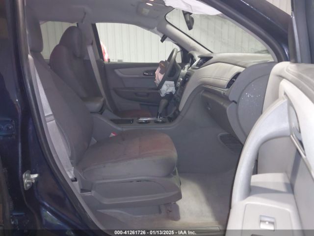 1GNKRFED8HJ198045 Chevrolet Traverse Ls