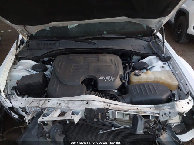 Chrysler 2015 2015 2C3CCAAG5FH872088 Image 10
