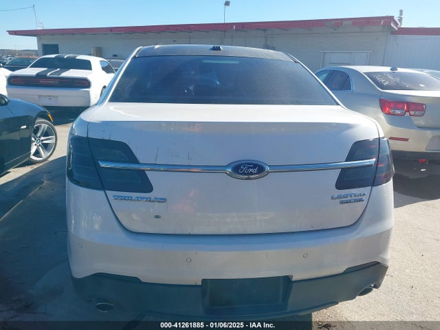 Ford Taurus Limited 2017 1FAHP2F83HG125865 Image 16