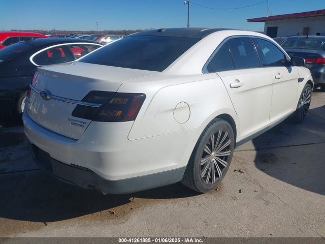 Ford Taurus Limited 2017 1FAHP2F83HG125865 Image 4