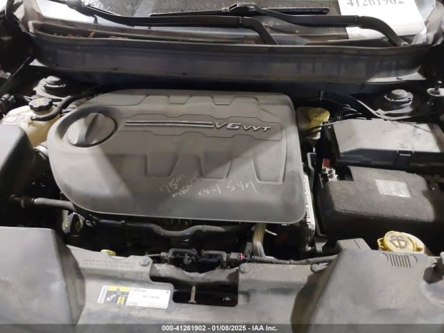 1C4PJLCS2FW531636 Jeep Cherokee Latitude