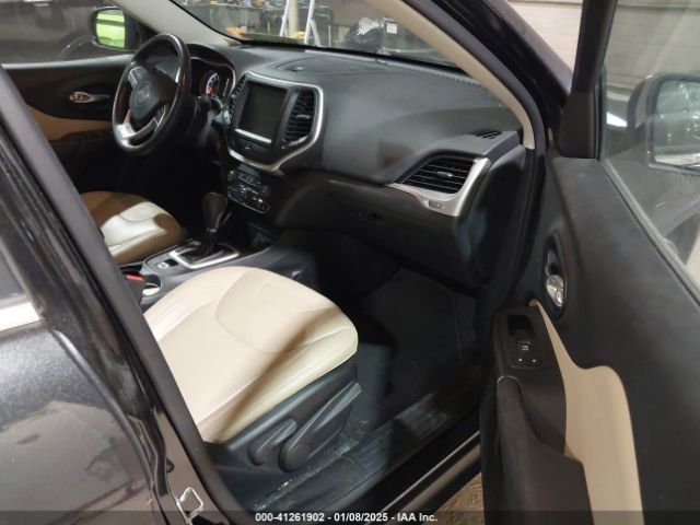 1C4PJLCS2FW531636 Jeep Cherokee Latitude