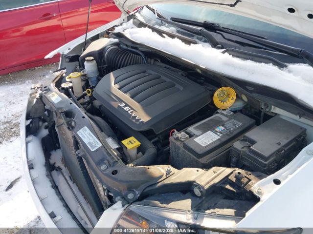 2C4RDGBG8JR153389 Dodge Grand Caravan Se Plus