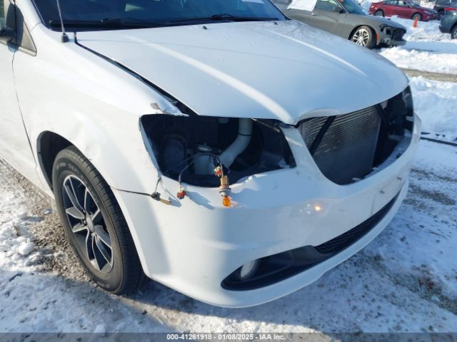 2C4RDGBG8JR153389 Dodge Grand Caravan Se Plus
