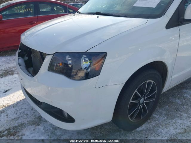2C4RDGBG8JR153389 Dodge Grand Caravan Se Plus