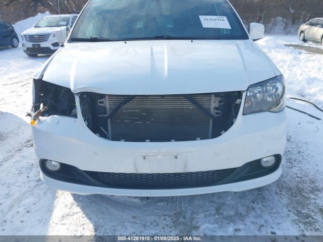 2C4RDGBG8JR153389 Dodge Grand Caravan Se Plus