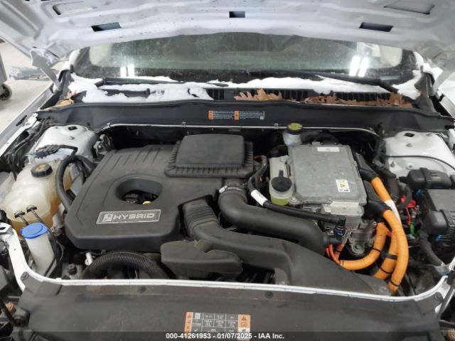 3FA6P0RU0LR203881 Ford Fusion Hybrid Titanium