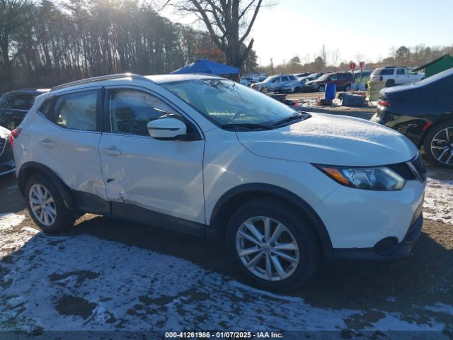 JN1BJ1CR4JW251143 Nissan Rogue Sport Sv